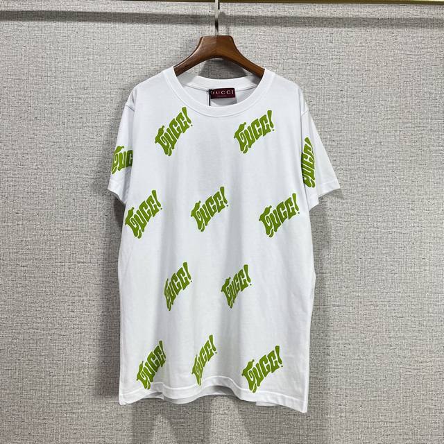G's new 25Ss T-shirt is made of heavy white knitted cotton, and the whole body l