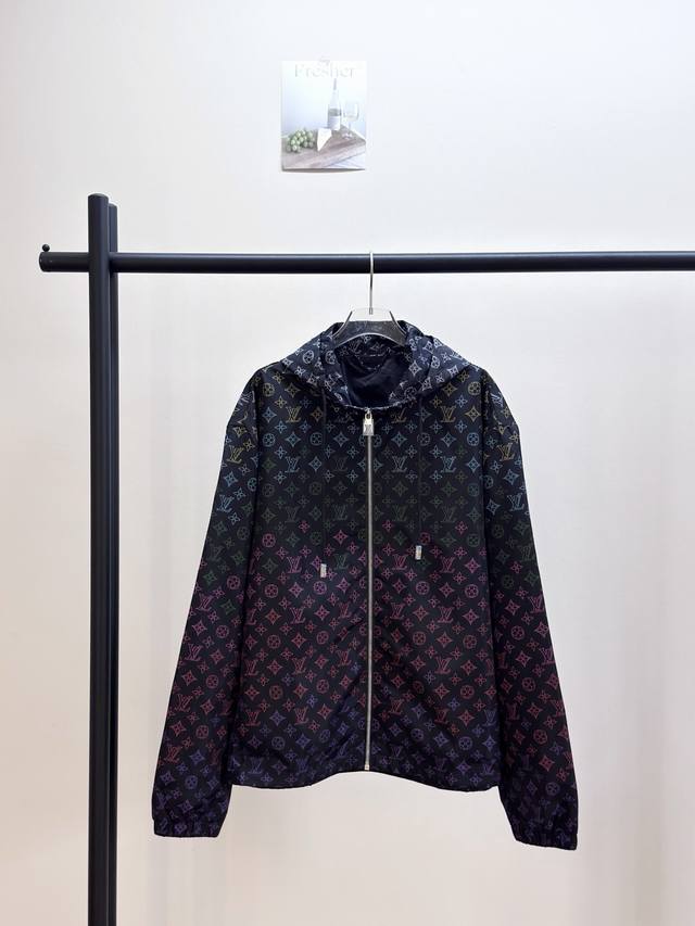 New floral gradient print windbreaker from LVJIA Made of lightweight technology