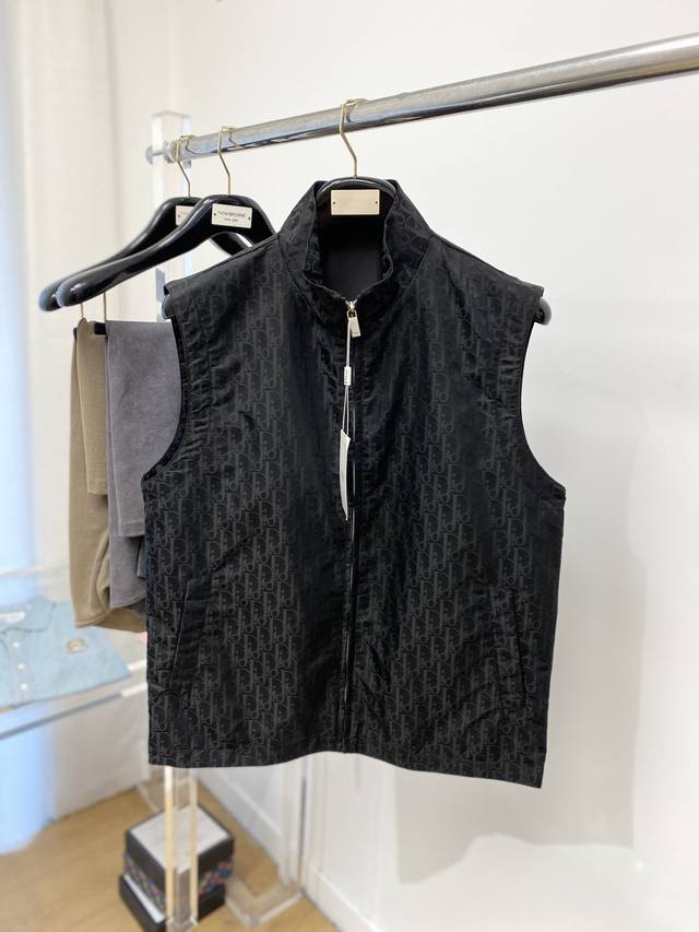 Dior, 2025 new jacket vest, stylish and handsome, simple and versatile, top digi