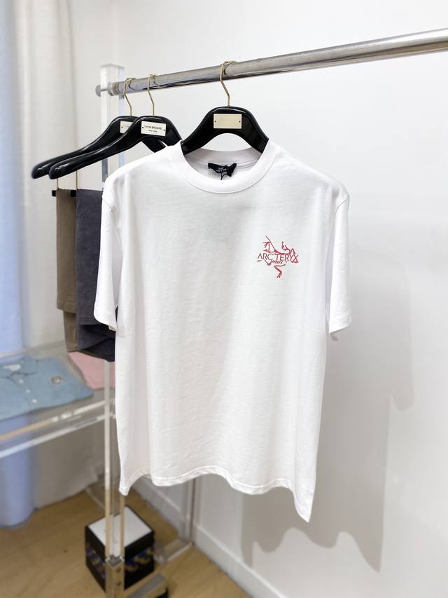 Arc'teryx, the latest short-sleeved T-shirt of 2025, handsome and fashionable, w