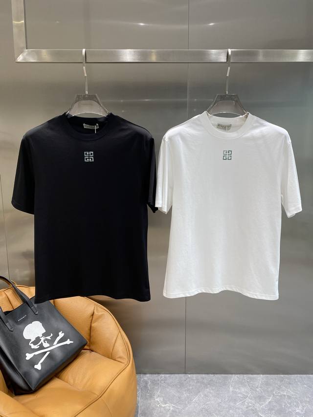 Givenchy Givenchy short-sleeved shirt with classic logo on the chest, simple and