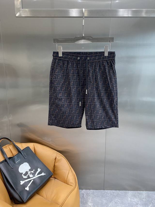 Fendi Fendi shorts shorts are very simple and high-end. The drawstring waist is