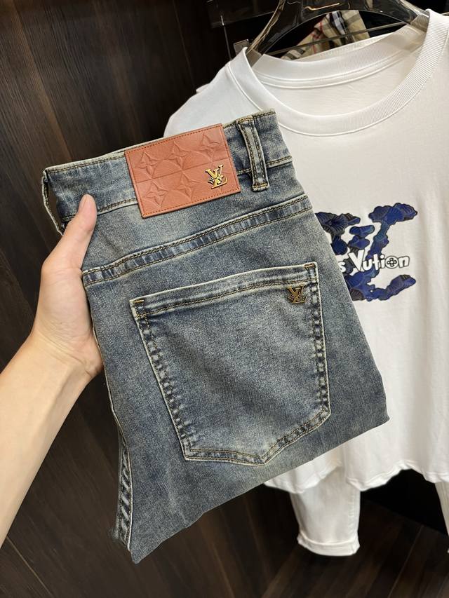 Mainly promote Lv Donkey brand exclusive new secret trend men's fashion casual j