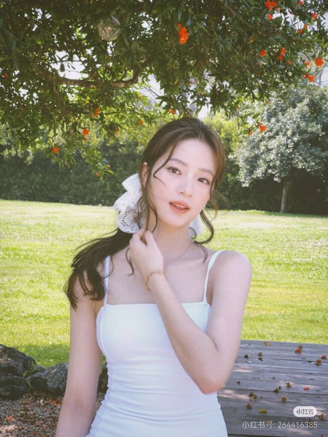 25Ss Spring and Summer Alo Sun Eun-na dress with insurance pocket panties Smlp :