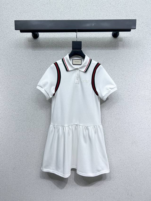 G's Polo collar dress is fashionable, low-key, elegant and luxurious! The style