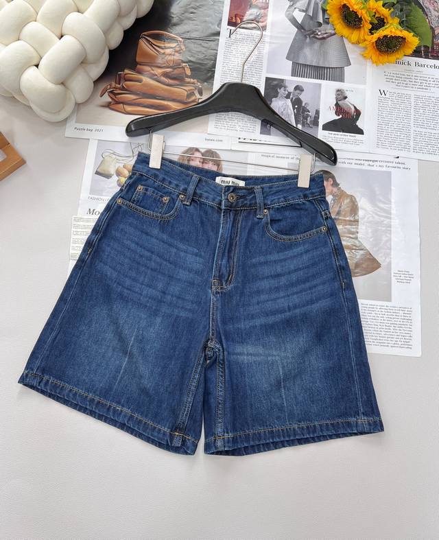 Miumiu original quality, classic and fashionable denim shorts, customized pure c