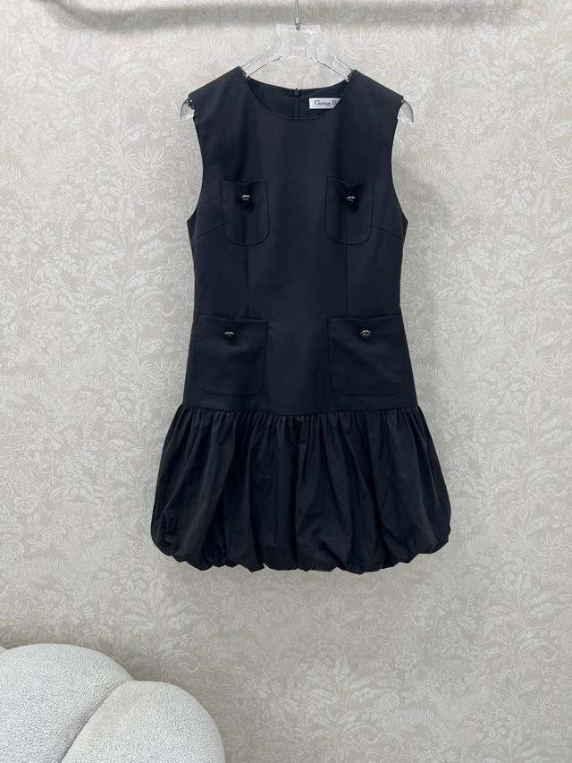 Dio* 25 new flower bud dress! Flower bud vest dress with hem stitching, chest po
