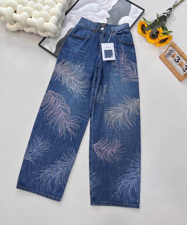 Chanel25S Spring and Summer New Style Feather Hot Diamond Jeans | Exclusive Yb D