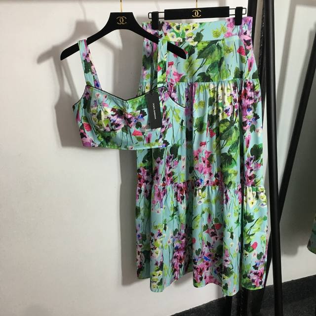 Style No. 0977 Dg* New style suit, temperament printed tube top + high waisted s