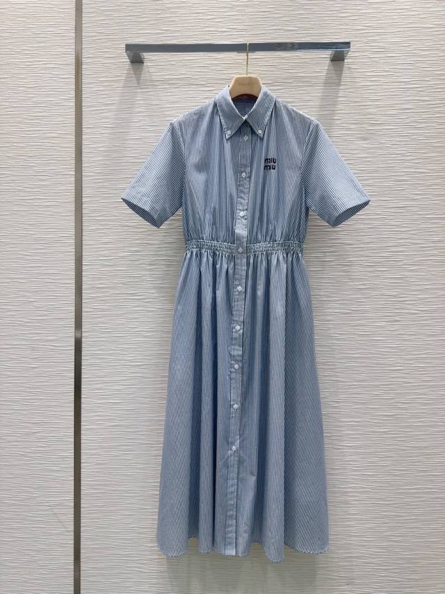 Miu Mi* 2025Ss new striped dress is full of fashion and high-end feeling. It has