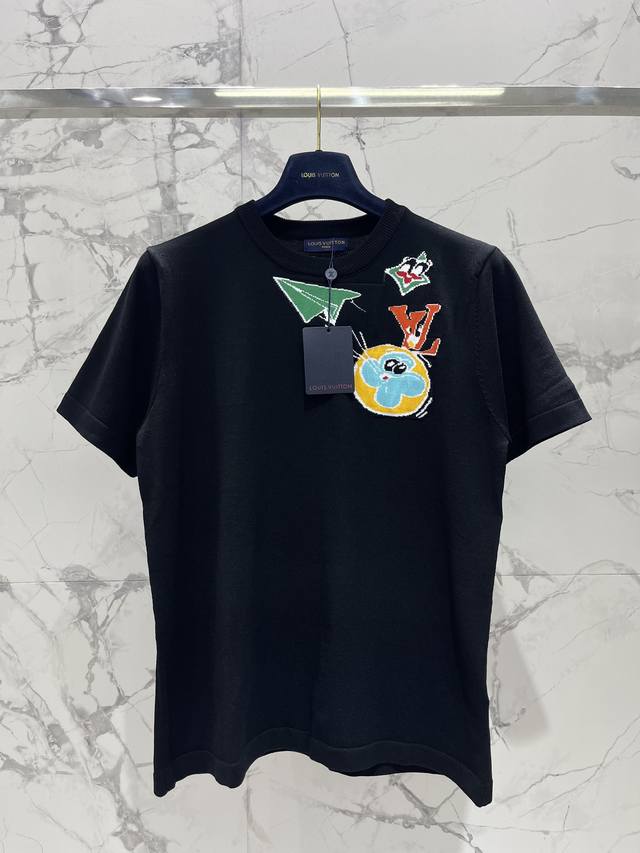 The new men's short-sleeved round neck shirt with cartoon pattern from LVJIA The