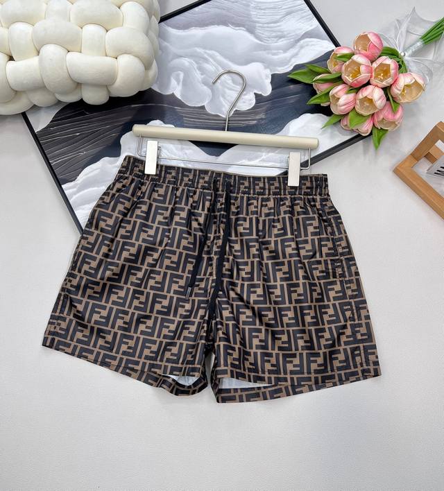Fendi double F monogram casual shorts Classic reproduction, new interpretation o