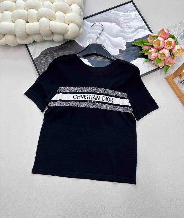 Dior's new reversible letter jacquard knitted short sleeves, one side is classic