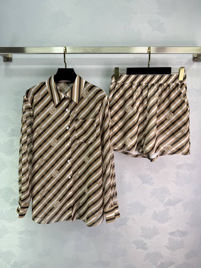 Gucc*2025Ss new shirt suit slightly transparent, looming, fashionable, careful,