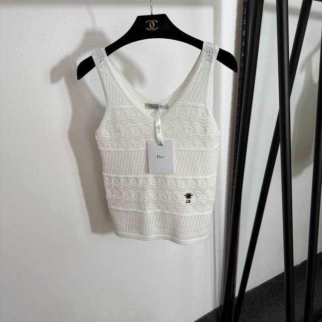 Style No. 20253723 Dio* New Cd Bee Embroidery Hollow Pattern V-Neck Knitted Tank
