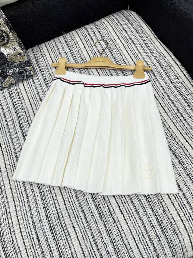 Hot item in stock Original custom Miu Mi*