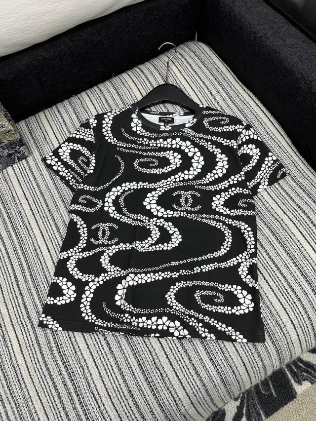 Hot item in stock Original quality Chane*