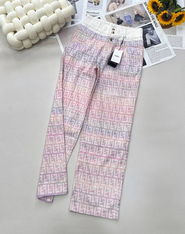 Fendi's new colorful embroidered letter jacquard straight trousers are made of i