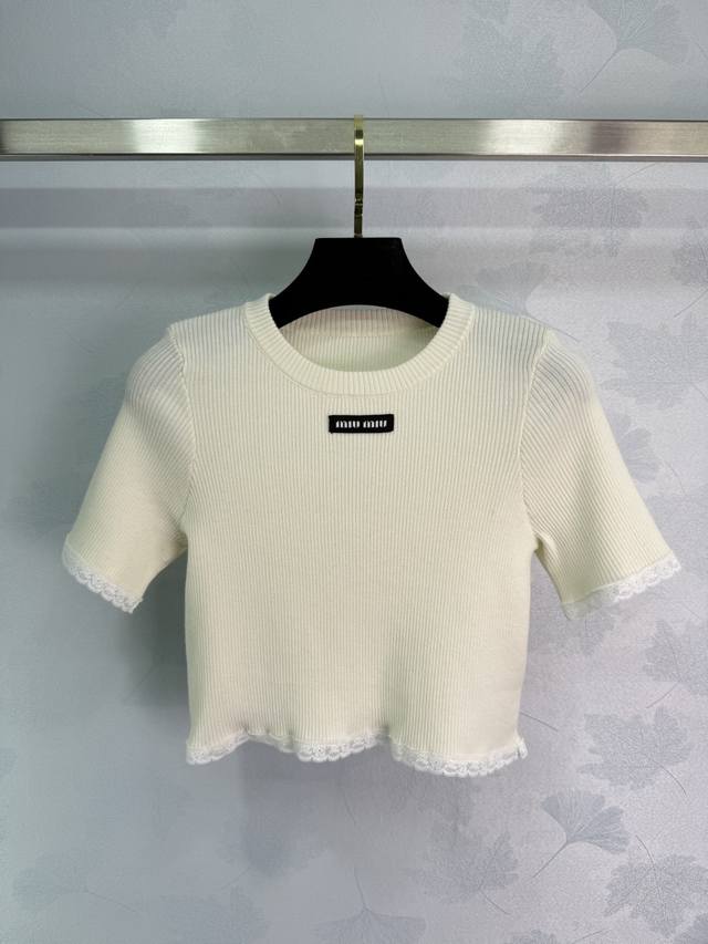 Miu*2025 spring and summer new lace-edged knitted short sleeves, off-white, cuff