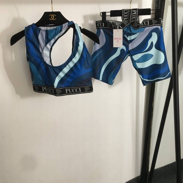 Style No. 20252485 Pucc* new yoga sports suit, hollow design short vest + cross