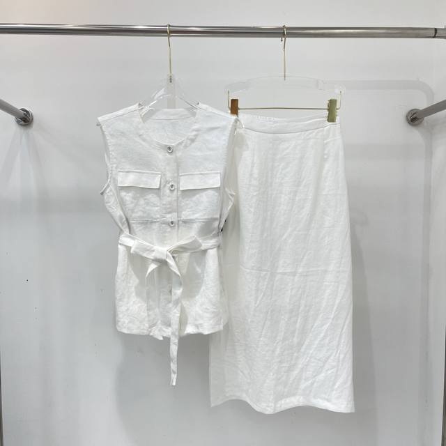 New fashion vest suit, made of imported linen fabric, belt design, noble and ele