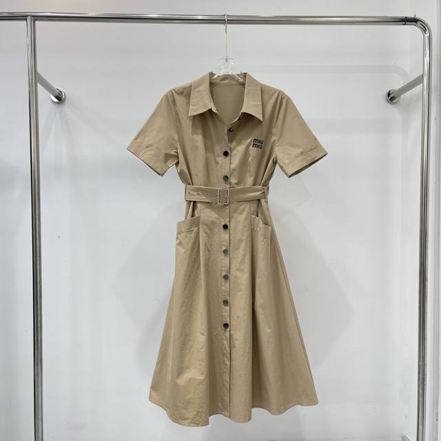 New French style dress, super sweet, simple, fashionable and versatile, showing