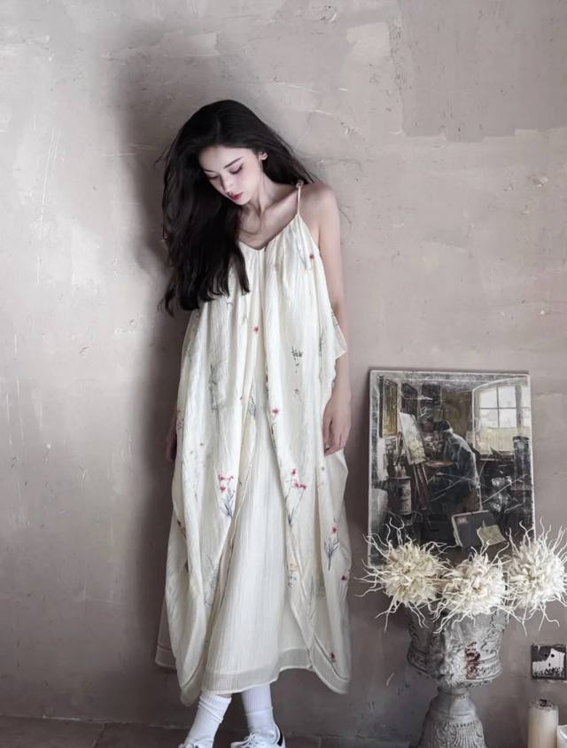 P] New style [P]! Latest 25New plant style embroidery Chinese dress. Size: Sml.