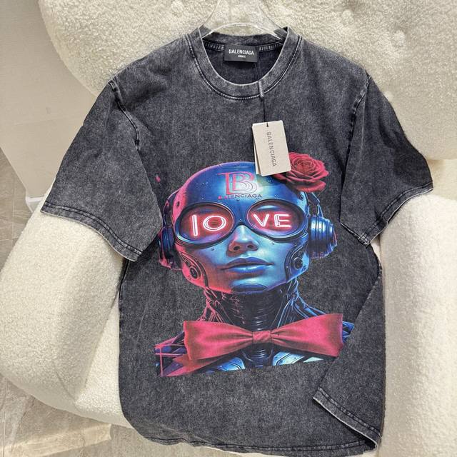 Balenciaga 25Ss Summer Paris 260g Short T-shirt A digital illustration depicts a