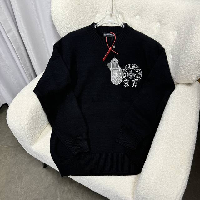 Chrome Hearts New Sanskrit cross-knit pullover for autumn and winter The fabric