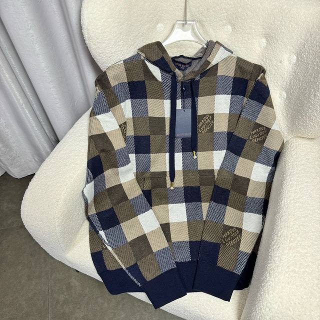 Louis Vuitton Louis V* Fw24 new Pharrell checkerboard colorblock wool hooded swe