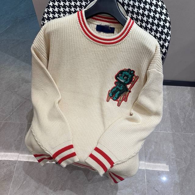 Dior Dior knitted round neck beige sweater with little dinosaur pattern A high-q