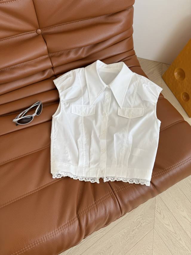Daily small shirt 25Ss Small pointed collar design Short shirt Pleated three-dim