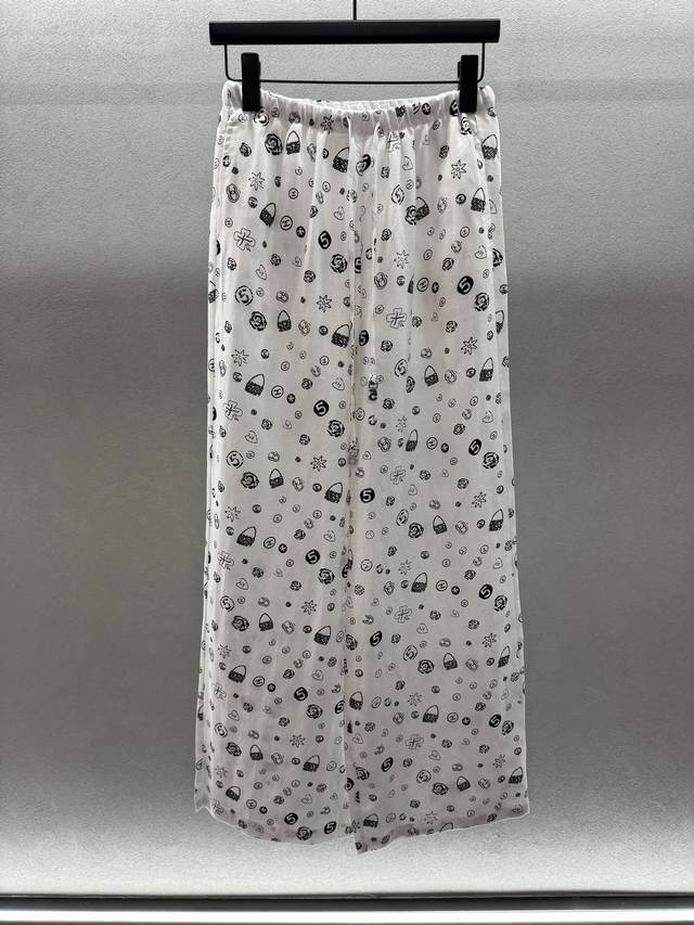2680 Spring And Summer ! Chanel size 5 cotton and linen casual wide-leg pants! R