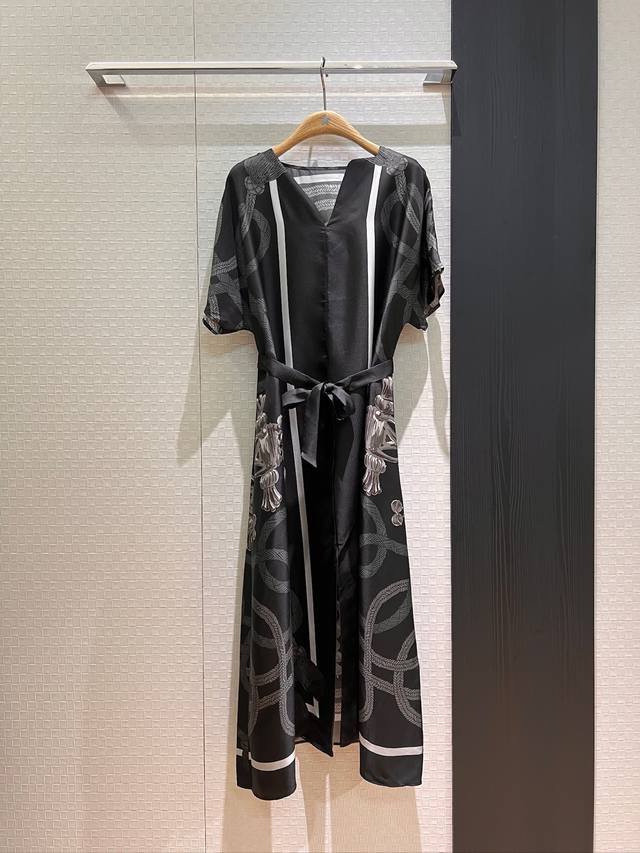 New style positioning printing heavy silk twill dress V-neck drop shoulder long