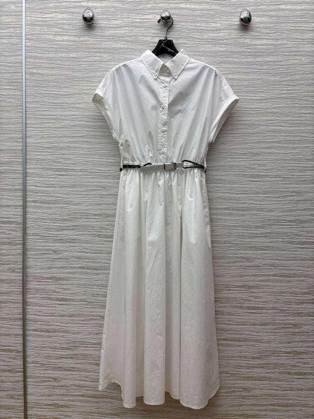 Miu's 25 new summer lapel short-sleeved dress. Super hide-meat dress. Great for