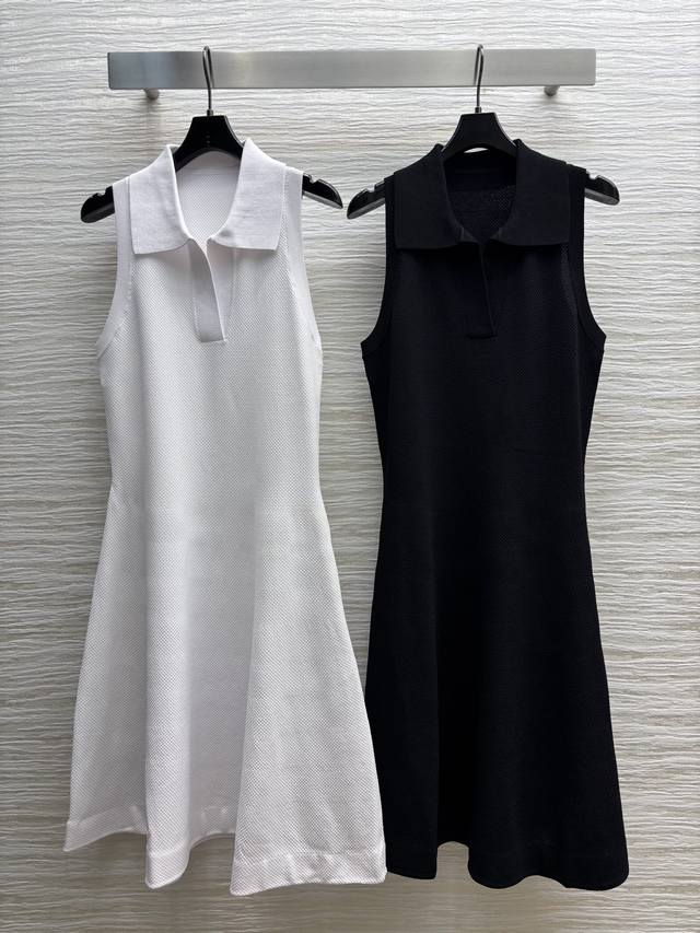 Alal 25 new Polo collar sleeveless dress is low-key and fashionable. The upper b