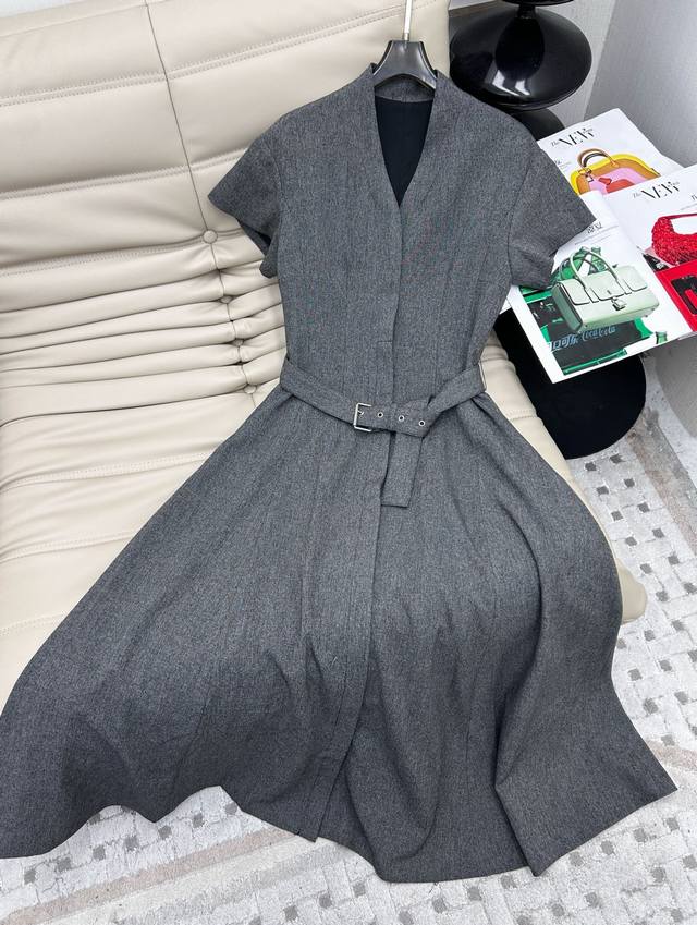 25 New Audrey Hepburn-style French-style waisted dress, retro high-grade gray, h