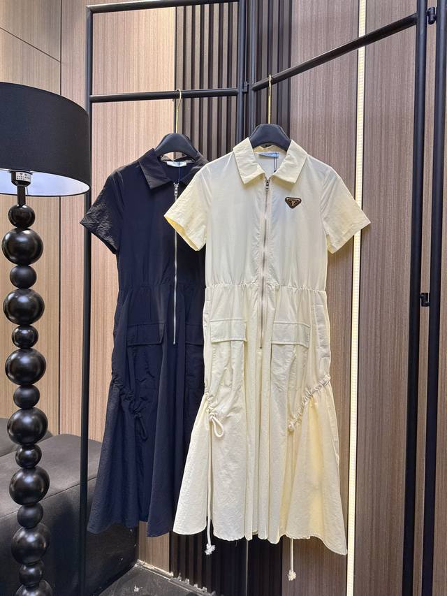 Prada 2025 summer new products are on sale! This waist-hugging pocket dress perf