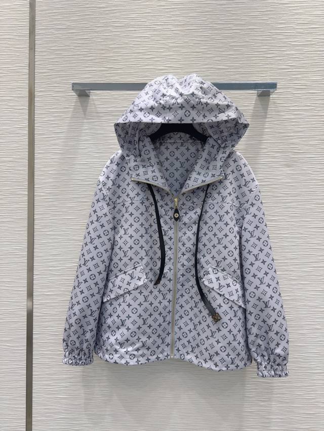 Louis Vuitto*2025Ss new classic Monograw jacket is full of fashion and high-end