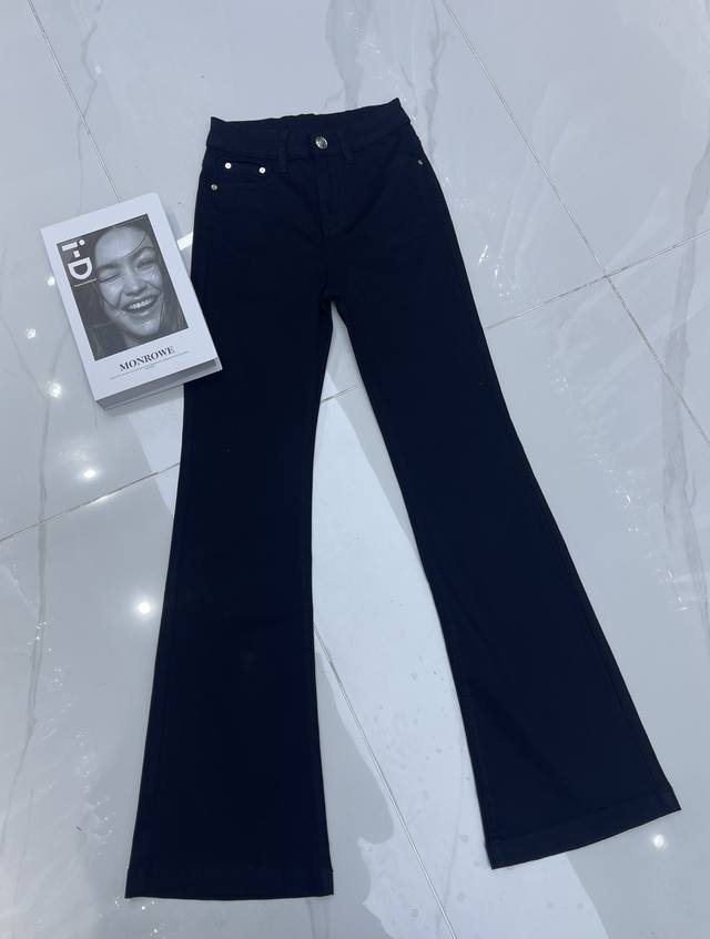 Details of the photos Chan* Summer ultra-thin bell-bottom pants are new in ! The