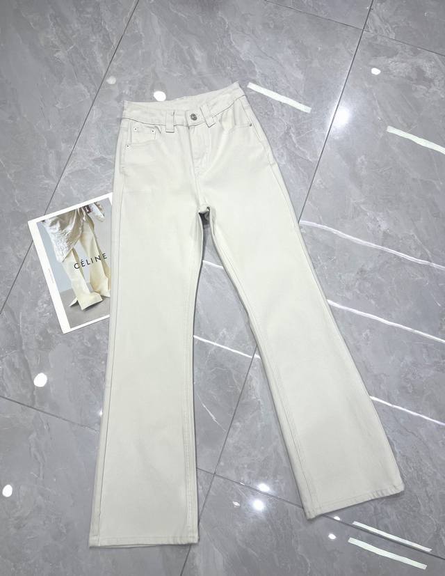 Details B* Spring and Summer high-grade gray bell-bottom pants are new in ! Ther