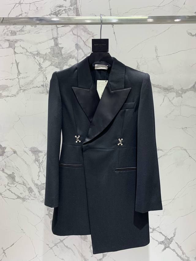 McQueen's suit skirt Grain wool fabric splicing acetate satin collar Decorative