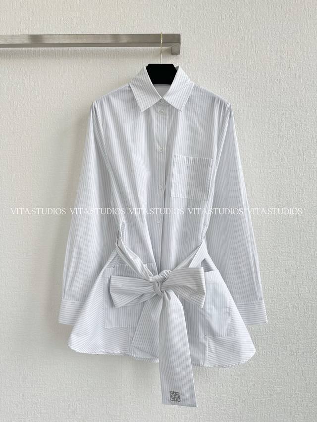 Popular item in stock Striped belt shirt is made of lightweight striped poplin c