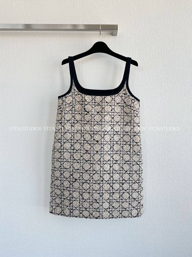 Hot spot Raglan pattern suspender dress Color: Apricot Size: SML D*Lyq