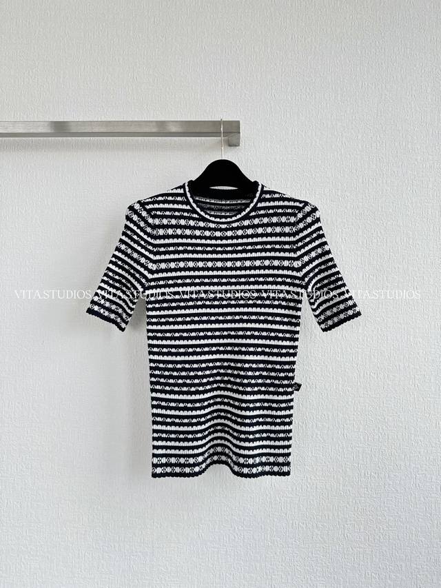 New product pre-sale Wave lace hem contrast striped jacquard sweater Comfortable