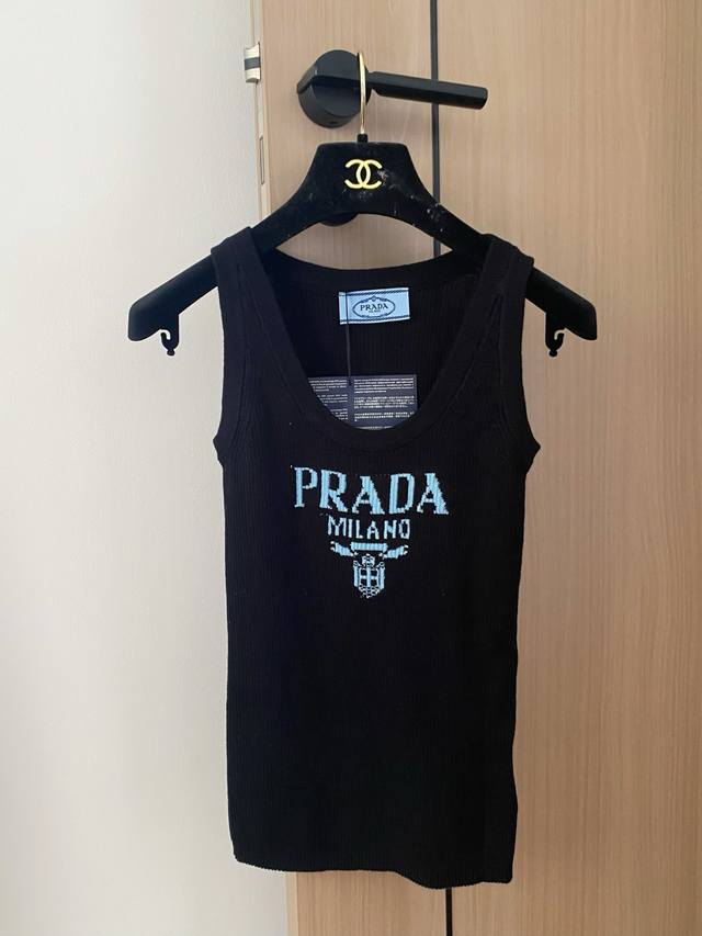 New two-color vest with logo decoration, slimming and skin-whitening Size: