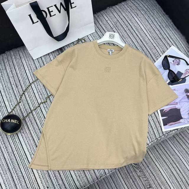 Highly recommend Loew* 25th early spring and summer new round neck small logo em