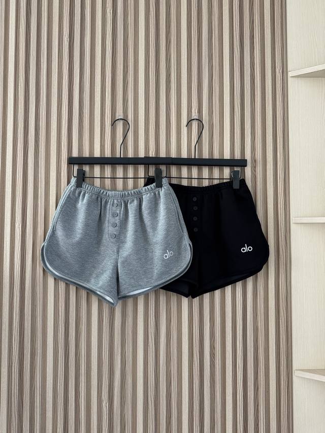 New summer style, super comfortable and casual air shorts that you must buy! cus