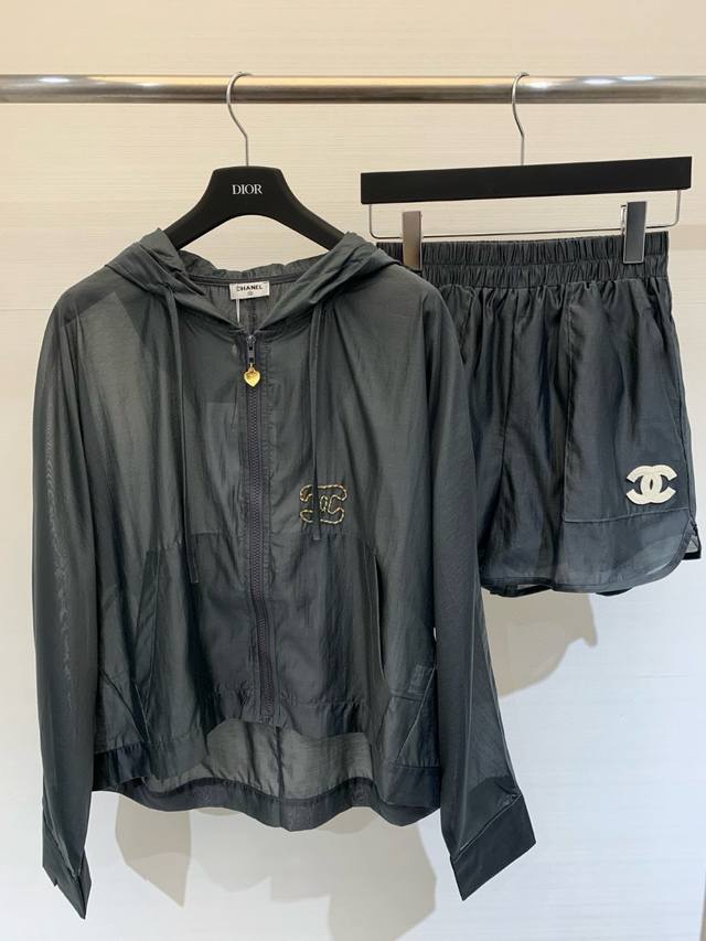 Second-hand summer new hooded sun protection suit, hooded jacket and shorts cust