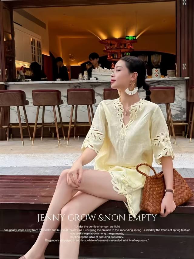 suit Invincible hot-selling heavy hollow embroidery high-grade linen suit Fashio